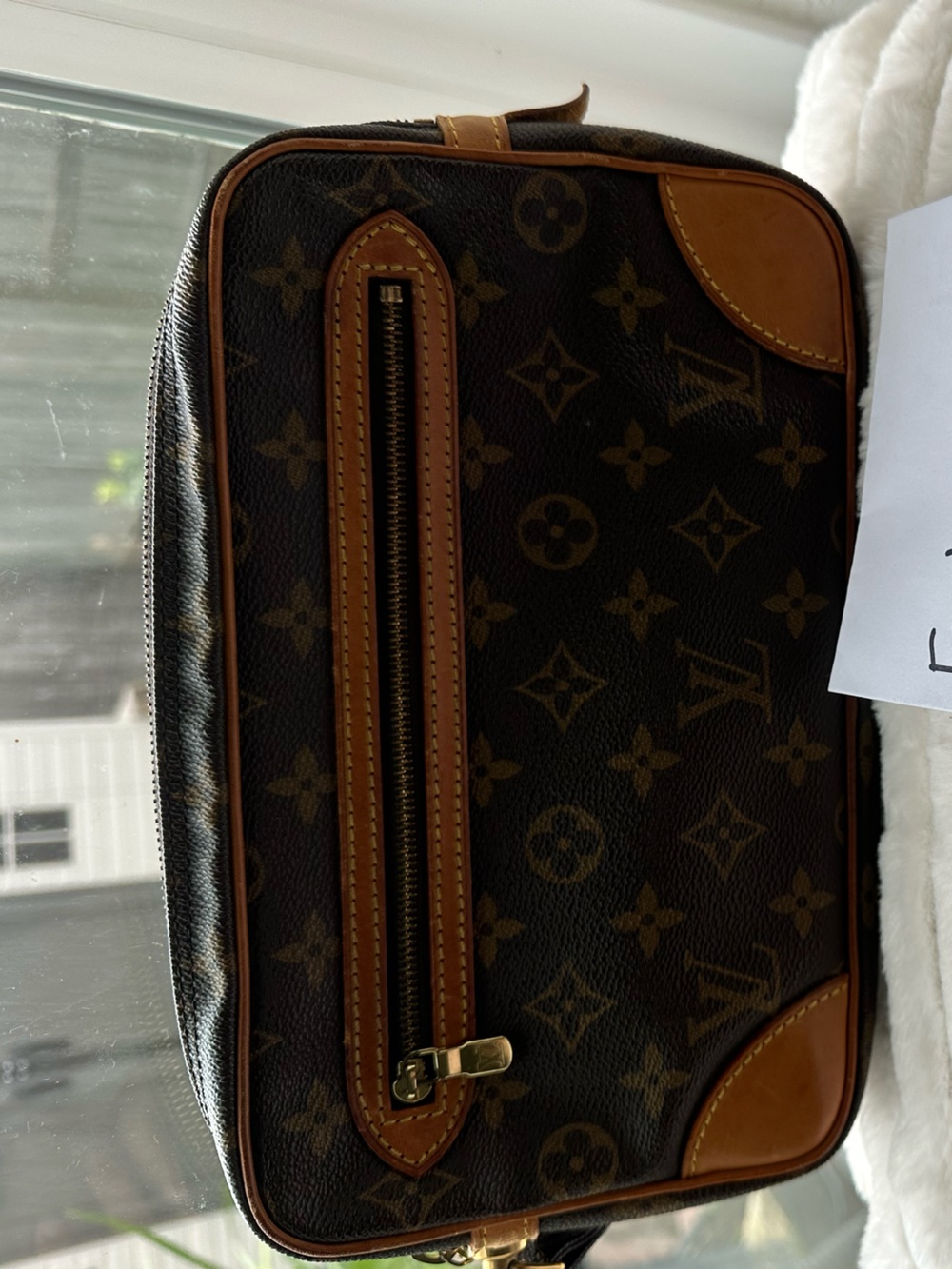 Louis Vuitton Brown Monogram Canvas clutch can add chain to cross body